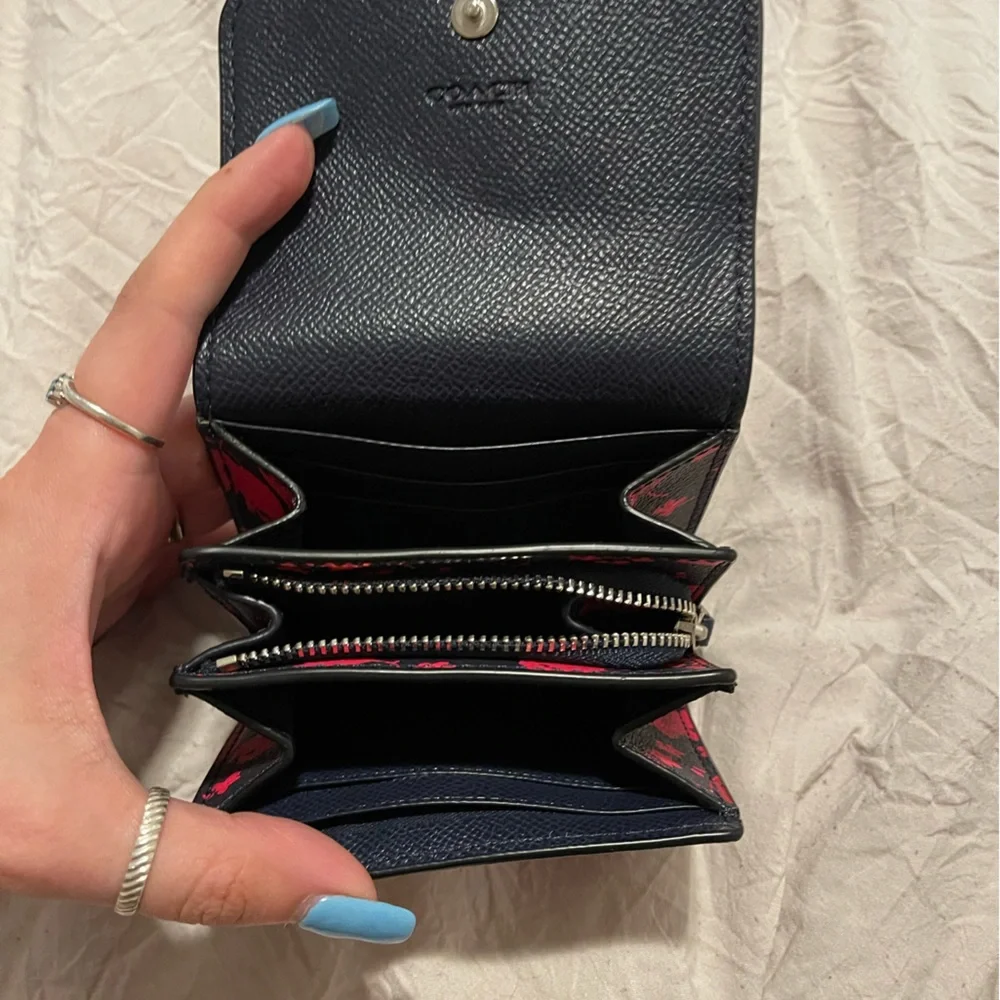 Coach wallet - Picture 2 of 2